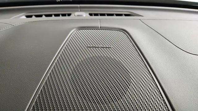 2026 Volvo XC60 Plug-In Hybrid Ultra, T8 AWD Electric/Gasoline, Dark