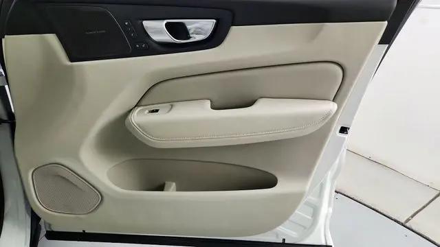 2026 Volvo XC60 Plug-In Hybrid Ultra, T8 AWD Electric/Gasoline, Dark