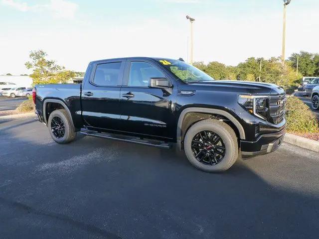 2026 GMC Sierra 1500 Crew Cab, Short Bed, Pro, 4WD