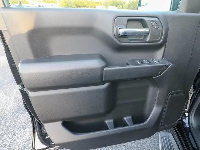 2026 GMC Sierra 1500 Crew Cab, Short Bed, Pro, 4WD