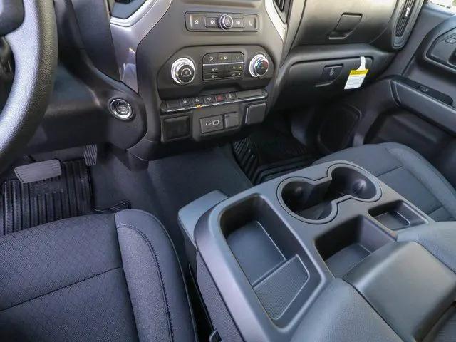 2026 GMC Sierra 1500 Crew Cab, Short Bed, Pro, 4WD