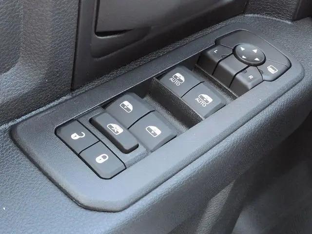 2026 Ram 3500 Tradesman/Big Horn