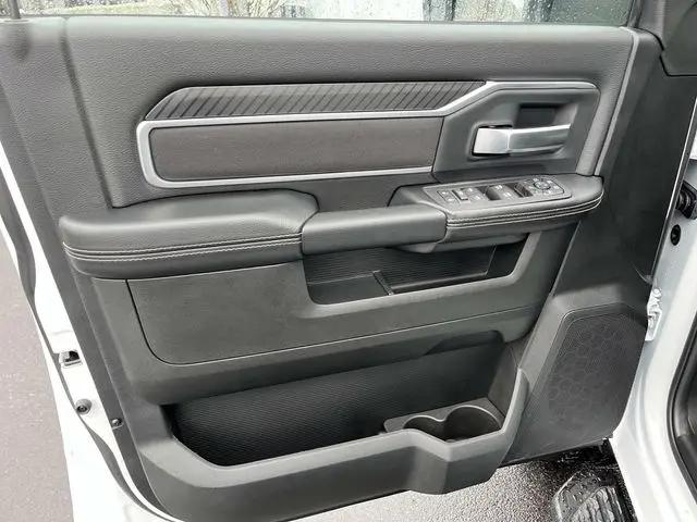 2026 Ram 2500 Big Horn Crew Cab 4x4 6'4" Box