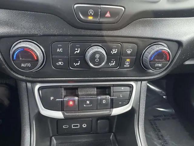 2022 GMC Terrain AWD SLE