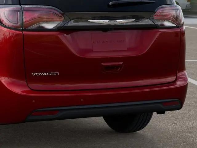 2026 Chrysler Voyager LX