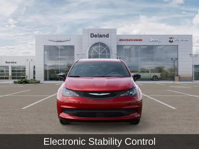 2026 Chrysler Voyager LX