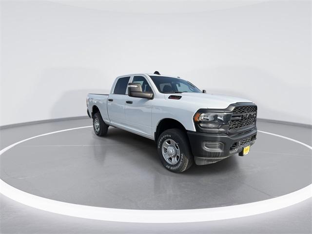 2023 RAM 2500 Tradesman Crew Cab 4x4 64 Box