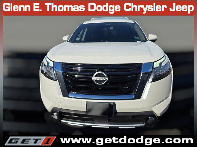 2022 Nissan Pathfinder SL 2WD