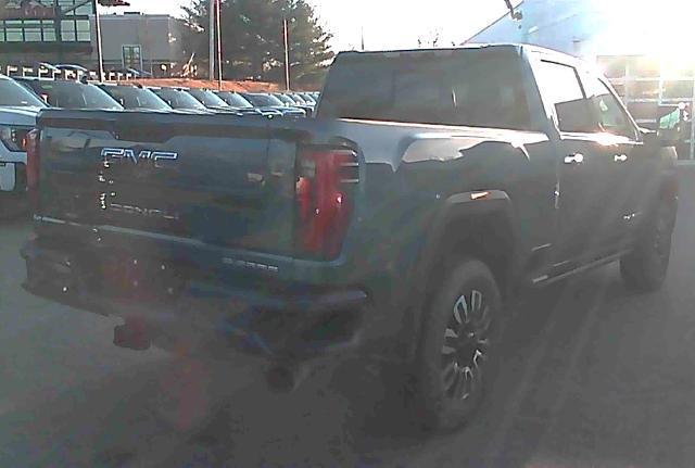 2026 GMC Sierra 2500HD Crew Cab, Standard Bed, Denali Ultimate, 4WD
