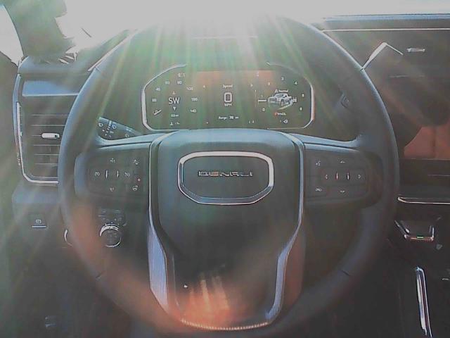 2026 GMC Sierra 2500HD Crew Cab, Standard Bed, Denali Ultimate, 4WD