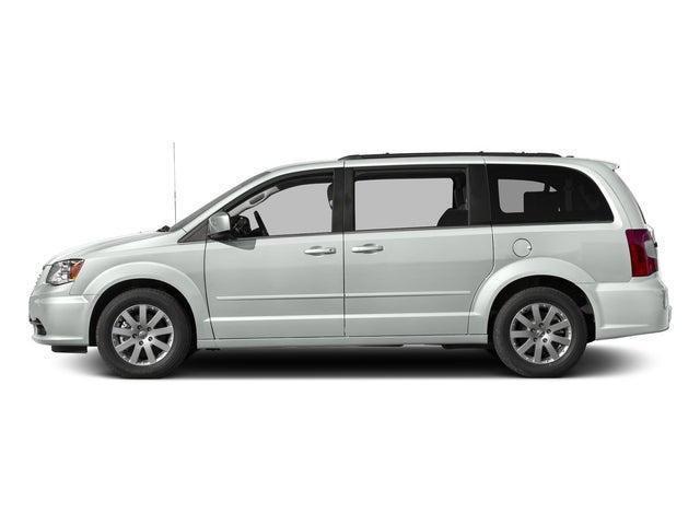 2016 Chrysler Town and Country Touring