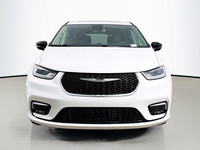 2024 Chrysler Pacifica Limited AWD