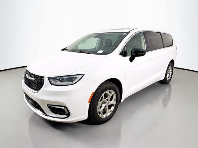 2024 Chrysler Pacifica Limited AWD