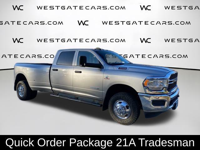 2020 RAM 3500 Tradesman Crew Cab 4x4 8 Box