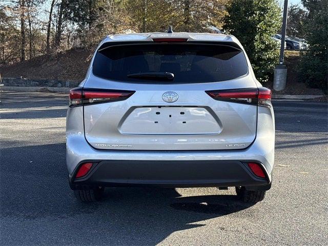 2024 Toyota Highlander LE 2024 Toyota Highlander LE