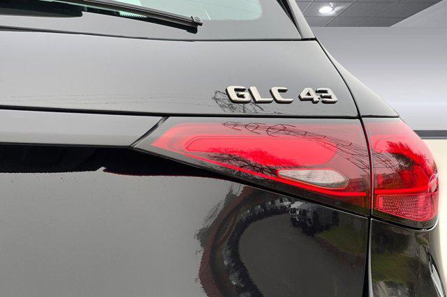 2026 Mercedes-Benz GLC 4MATIC