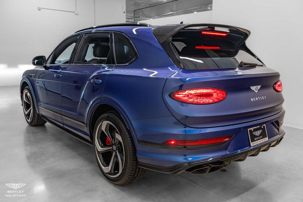 2025 Bentley Bentayga S - Photo 8