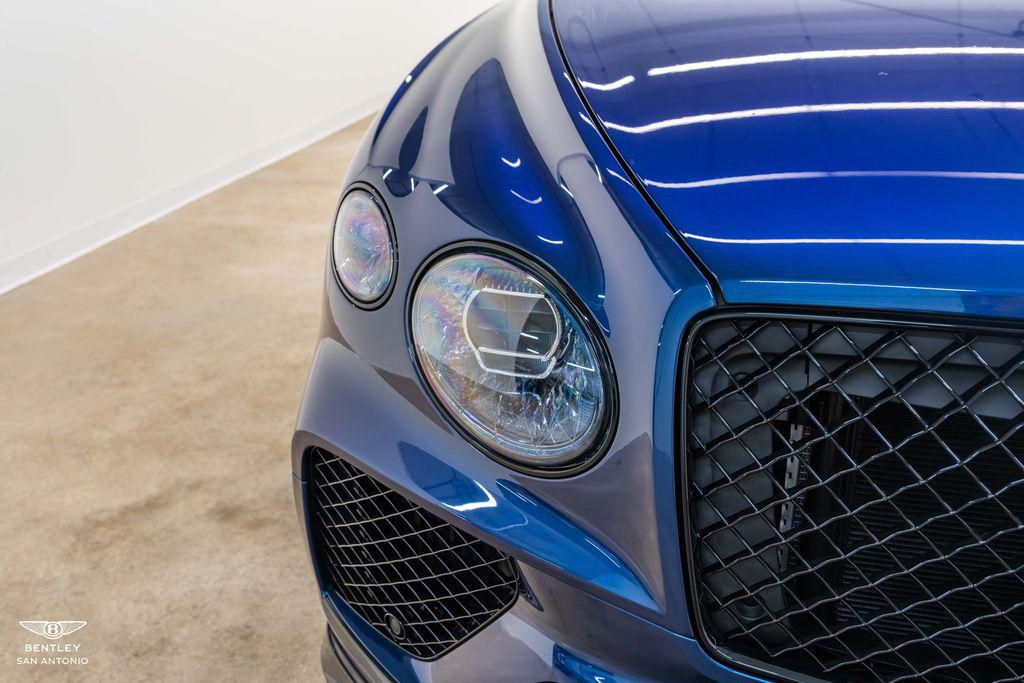 2025 Bentley Bentayga S - Photo 14