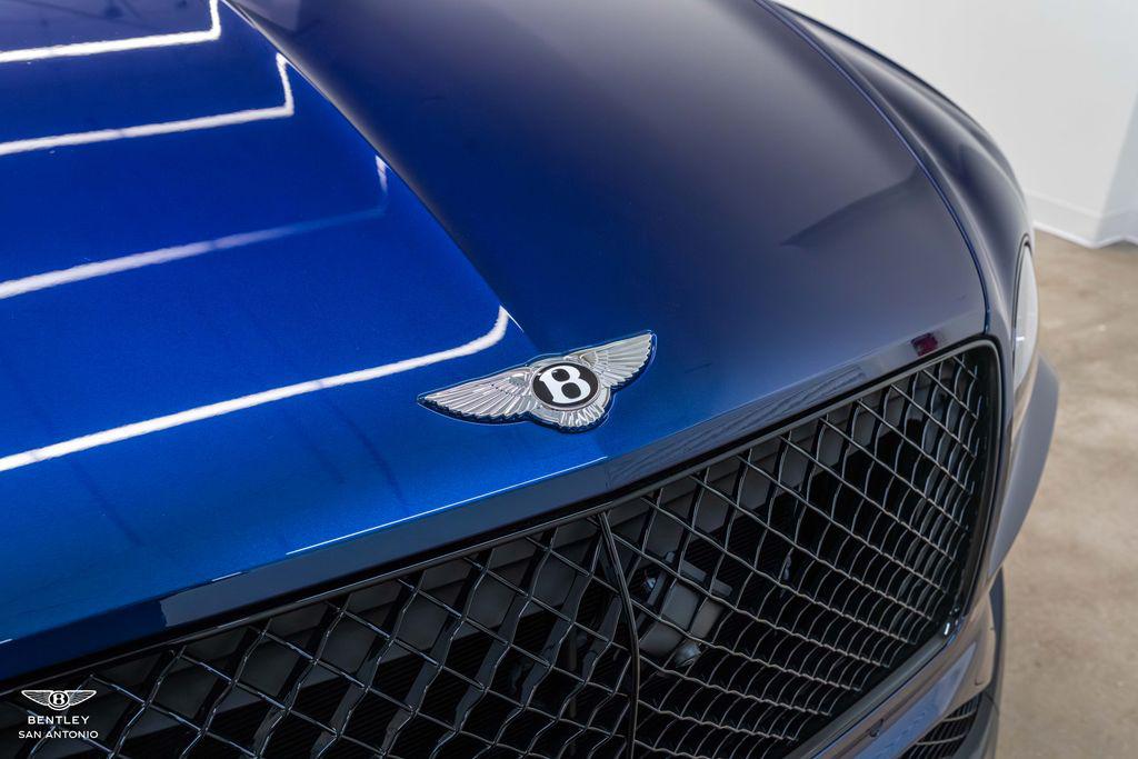 2025 Bentley Bentayga S - Photo 15