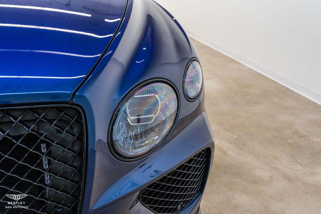 2025 Bentley Bentayga S - Photo 16