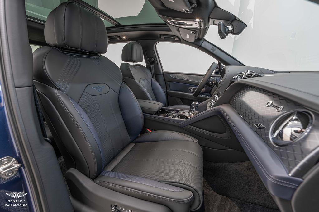 2025 Bentley Bentayga S - Photo 22