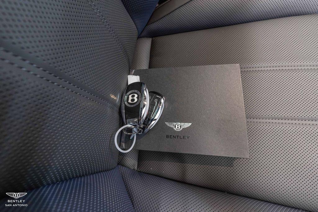 2025 Bentley Bentayga S - Photo 27