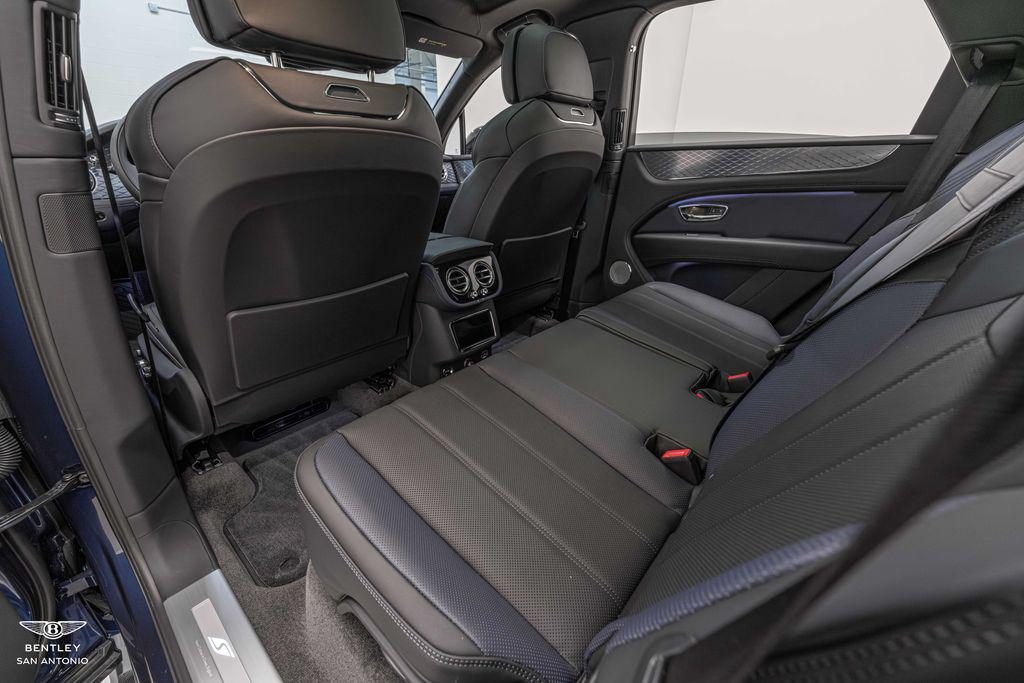 2025 Bentley Bentayga S - Photo 28