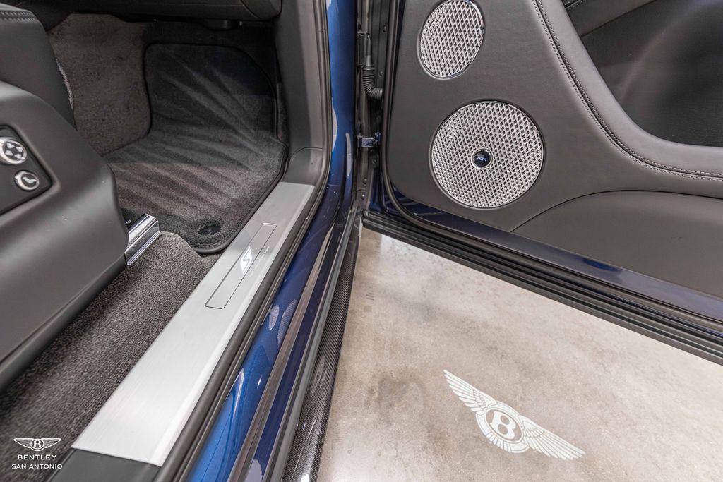 2025 Bentley Bentayga S - Photo 32