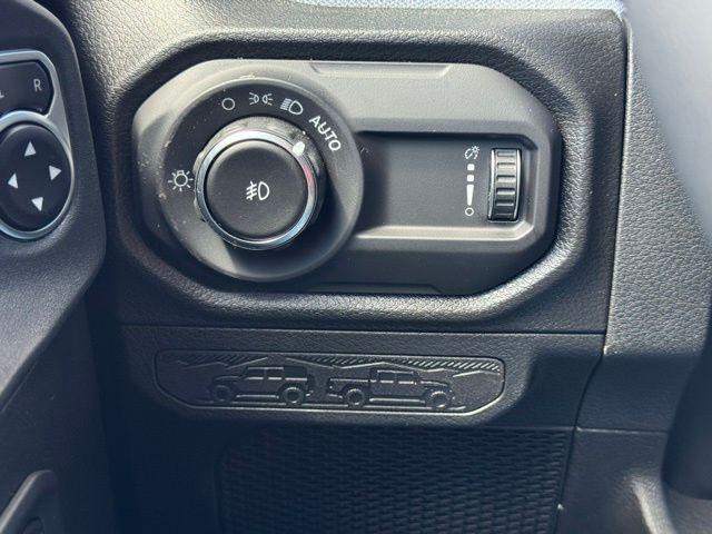2026 Jeep Wrangler 4-Door Willys 4x4