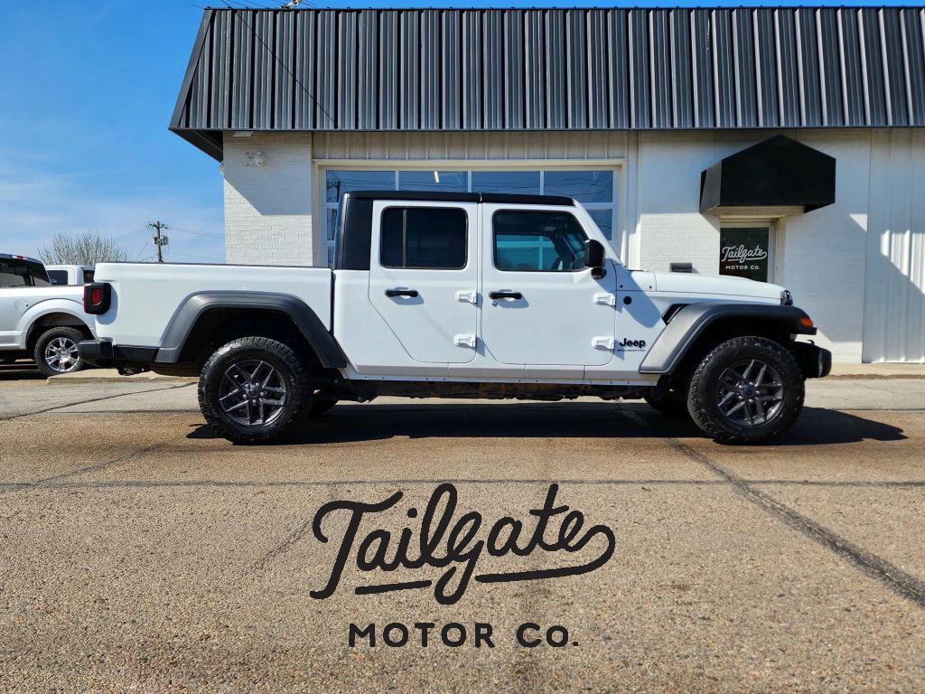 2025 Jeep Gladiator Sport S Auto's photo