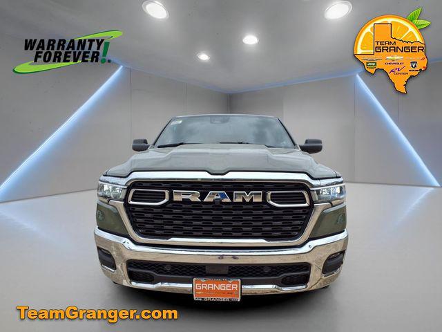 2026 Ram 1500 Lone Star Crew Cab 4x4 5'7" Box