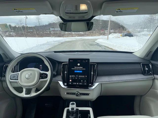 2026 Volvo XC90 Ultra, B6 AWD Gas (mild hybrid), Gasoline, Bright, 7 Seats