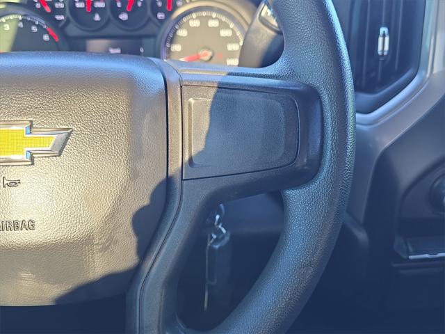 2021 Chevrolet Silverado 1500 2WD Crew Cab Short Bed Custom