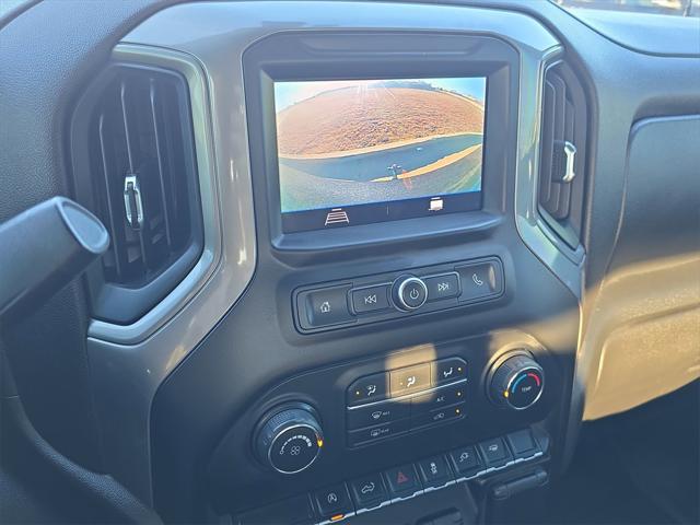 2021 Chevrolet Silverado 1500 2WD Crew Cab Short Bed Custom