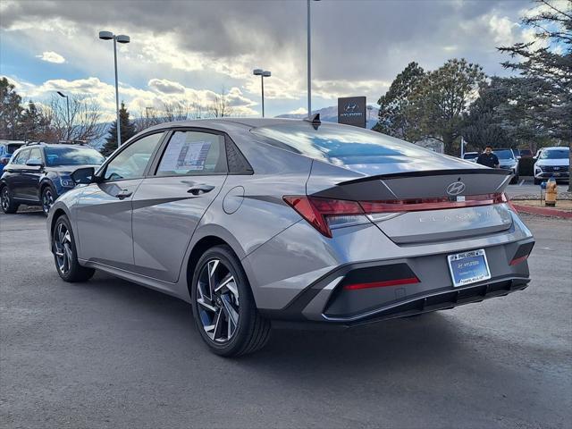 2025 Hyundai Elantra Hybrid SEL Sport