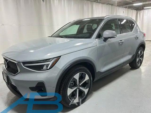 2025 Volvo XC40 B5 Plus Bright Theme for sale in Syracuse, NY