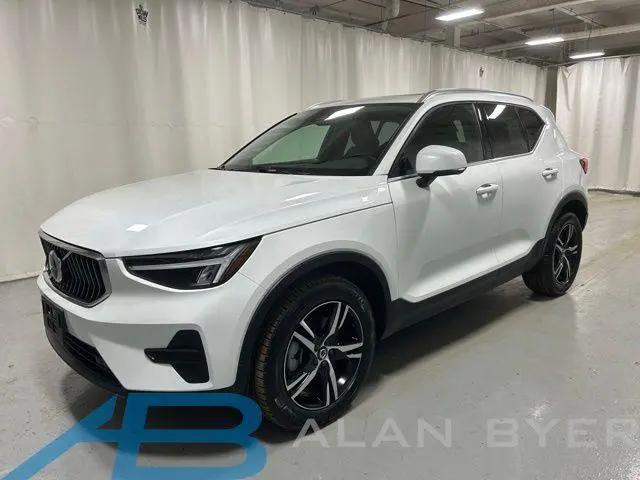 2025 Volvo XC40 B5 Core Bright Theme for sale in Syracuse, NY