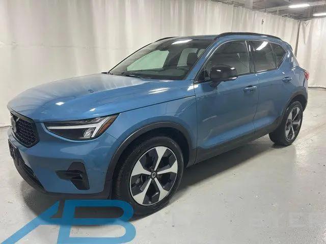 2025 Volvo XC40 B5 Plus Dark Theme for sale in Syracuse, NY