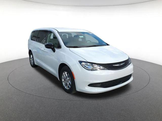 2026 Chrysler Voyager VOYAGER LX