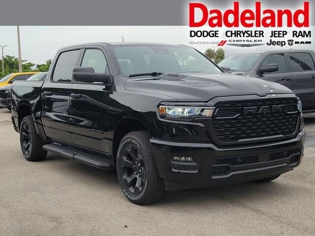 2026 Ram 1500 Express Crew Cab 4x4 5'7" Box for sale in Miami, FL