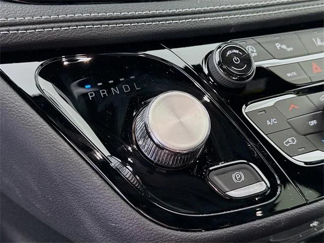2026 Chrysler Pacifica Select AWD