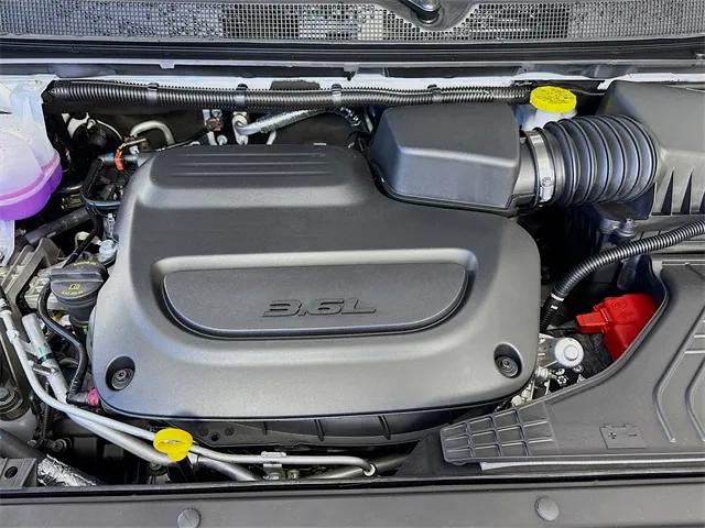 2026 Chrysler Pacifica Select AWD