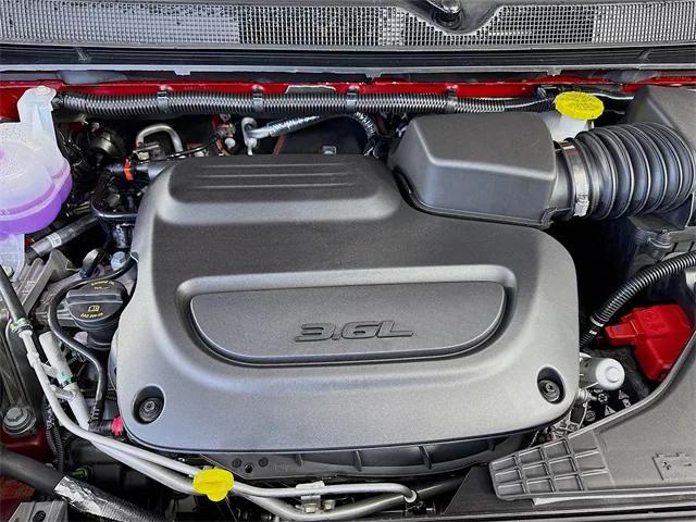 2026 Chrysler Pacifica Select AWD