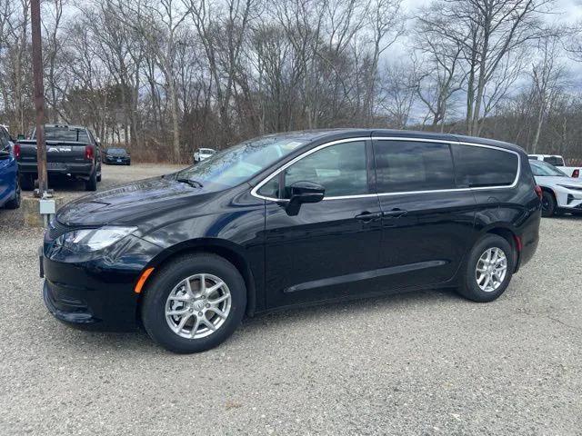 2026 Chrysler Voyager VOYAGER LX