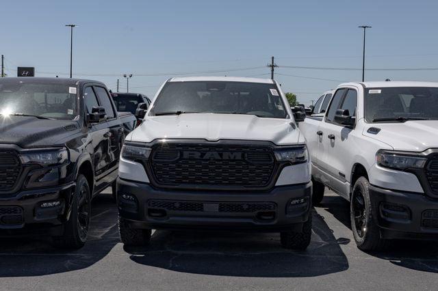 2026 RAM Ram 1500 RAM 1500 WARLOCK CREW CAB 4X4 57 BOX