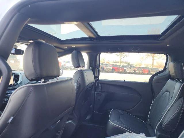 2026 Chrysler Pacifica PACIFICA LIMITED