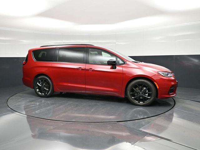 2026 Chrysler Pacifica PACIFICA LIMITED