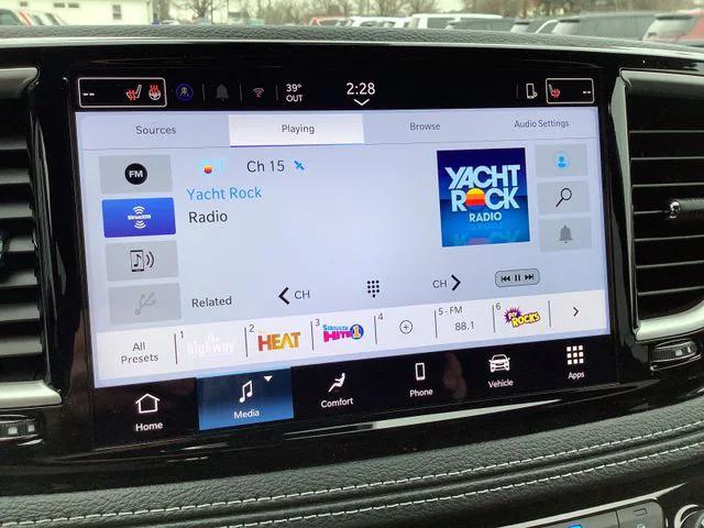 2026 Chrysler Pacifica Select AWD
