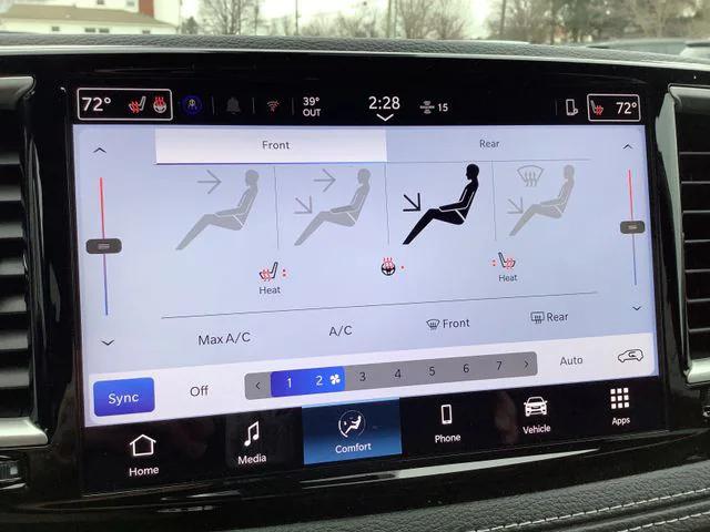 2026 Chrysler Pacifica Select AWD