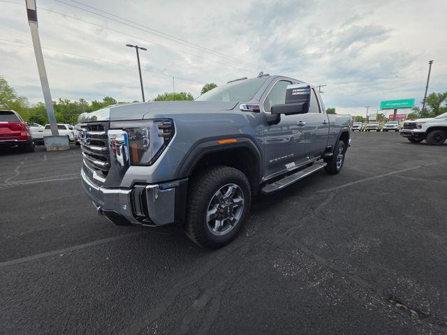 2026 GMC Sierra 2500HD Crew Cab, Standard Bed, SLT, 4WD